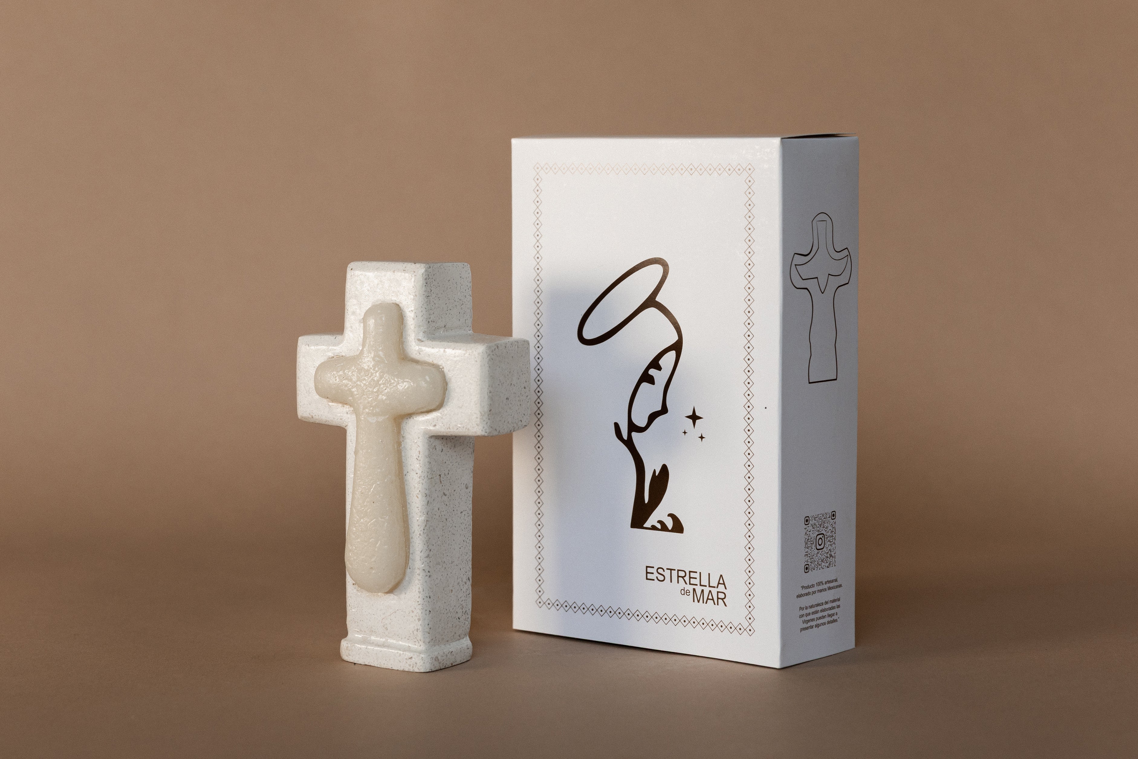 Cruz cera y piedra