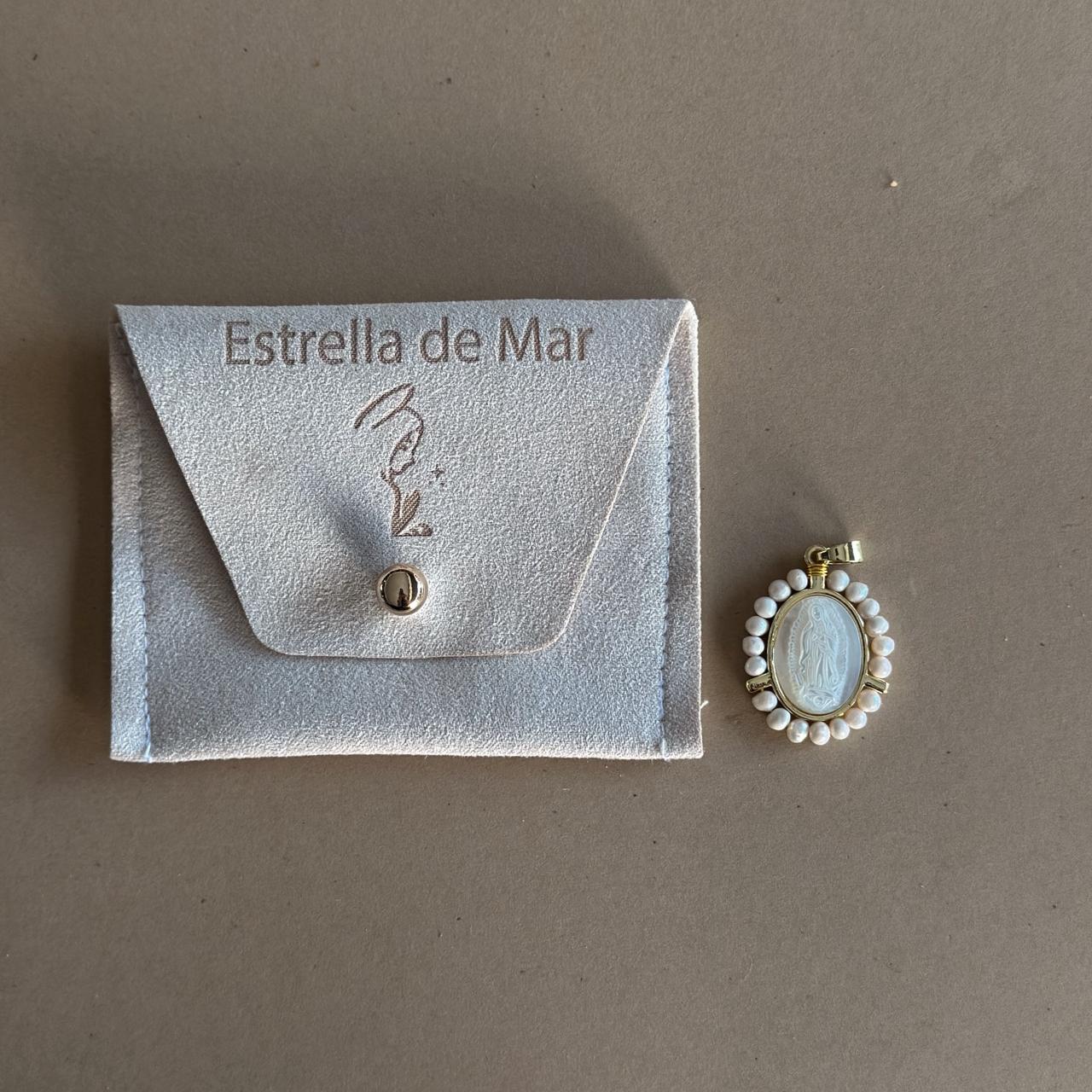 Medalla de Virgen María